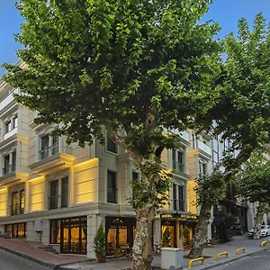 Grand Naki *** Istanbul